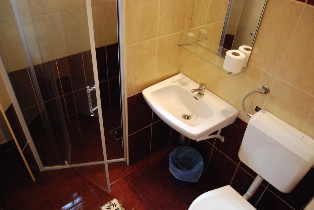 Hotel Stella Siófok Quarto foto